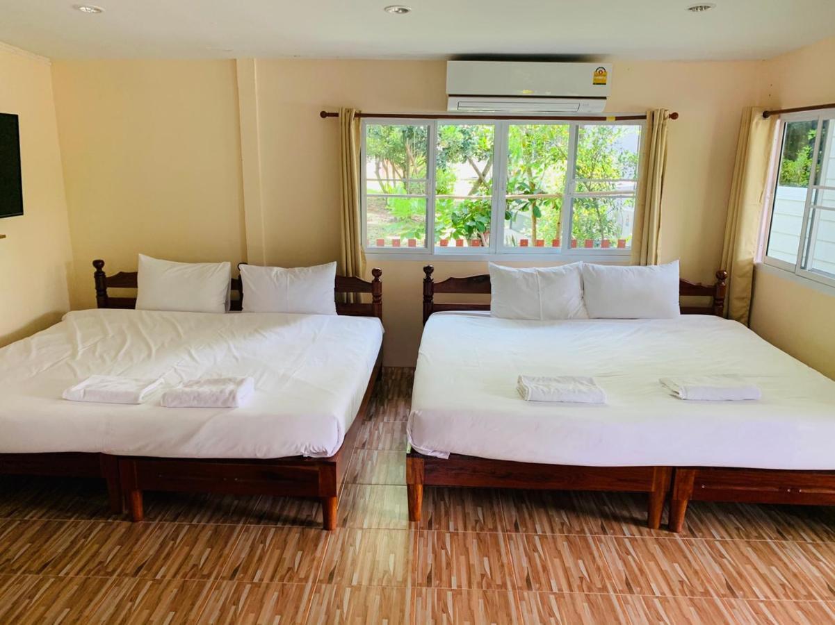 Baan Suan Khun Yaiy Otel Ban Wang Takhrai Dış mekan fotoğraf