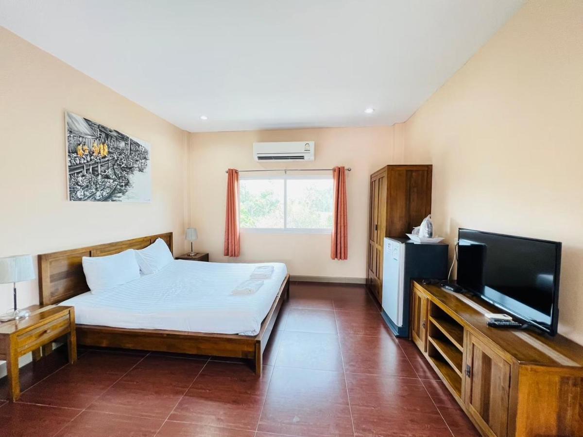 Baan Suan Khun Yaiy Otel Ban Wang Takhrai Dış mekan fotoğraf