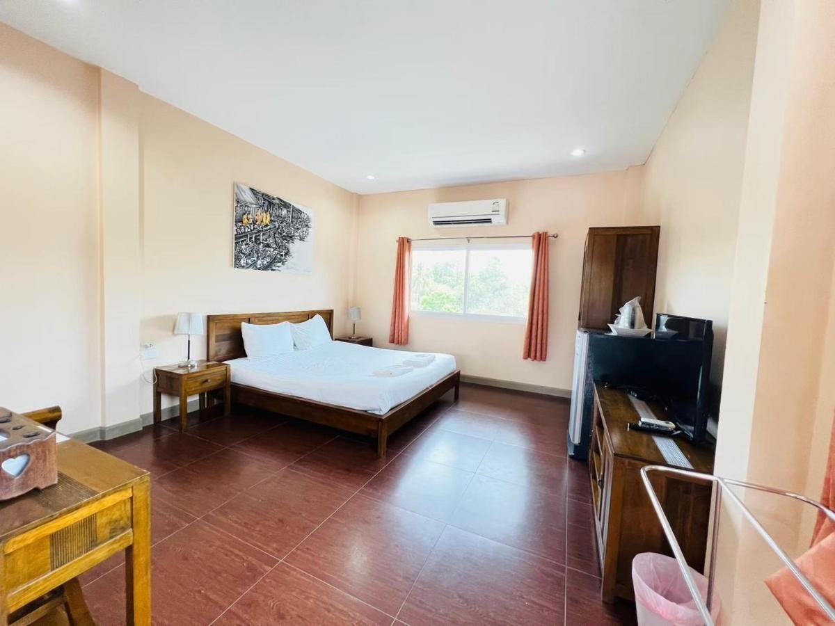 Baan Suan Khun Yaiy Otel Ban Wang Takhrai Dış mekan fotoğraf