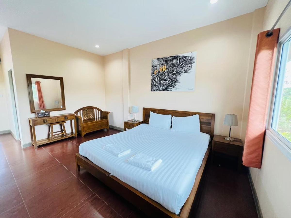 Baan Suan Khun Yaiy Otel Ban Wang Takhrai Dış mekan fotoğraf