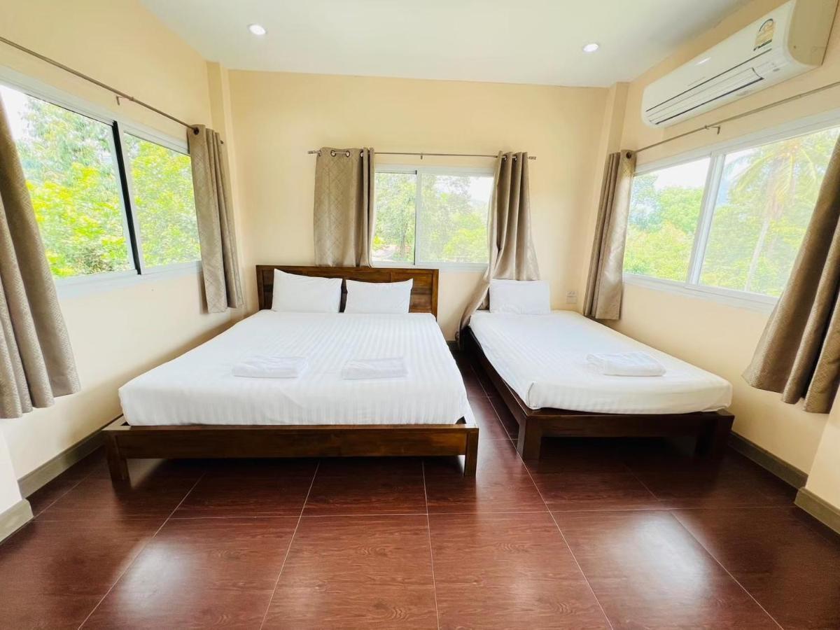 Baan Suan Khun Yaiy Otel Ban Wang Takhrai Dış mekan fotoğraf