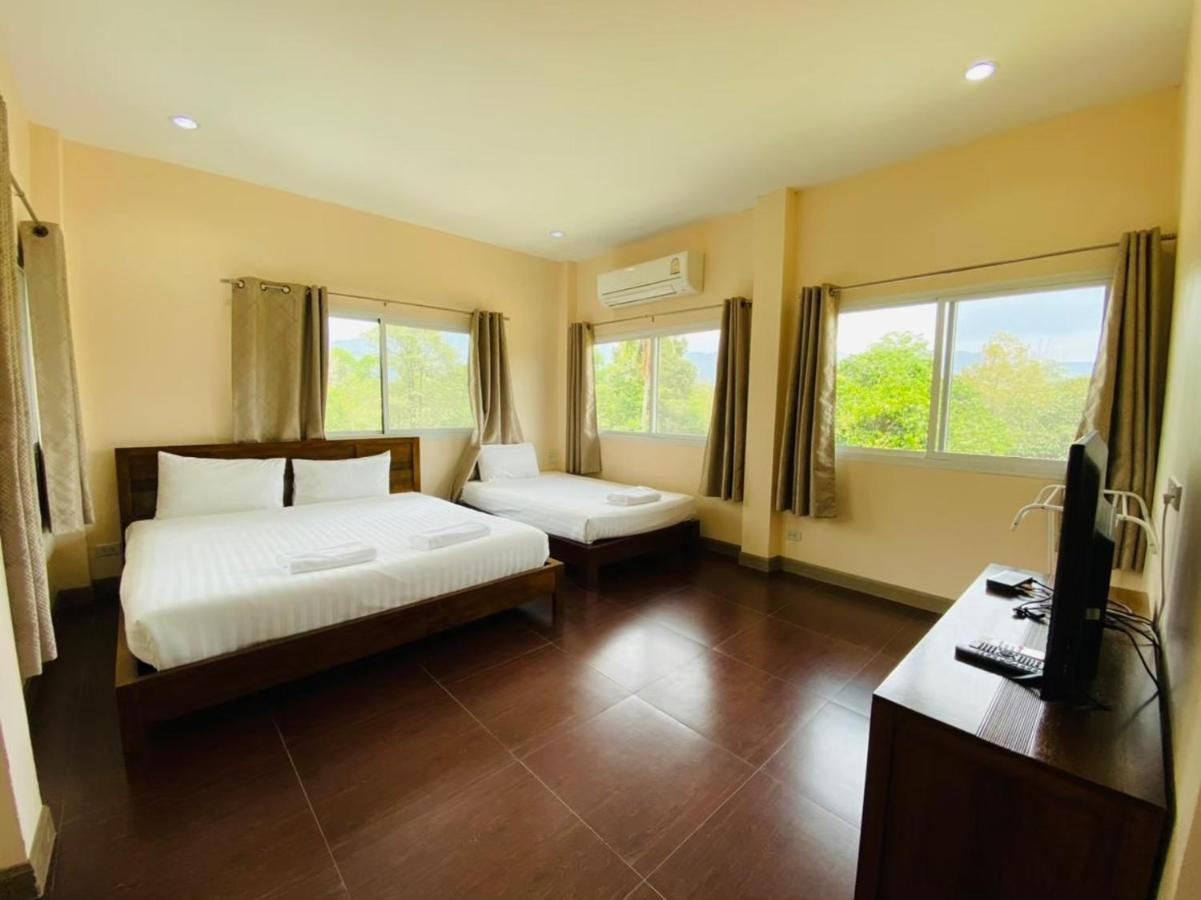 Baan Suan Khun Yaiy Otel Ban Wang Takhrai Dış mekan fotoğraf