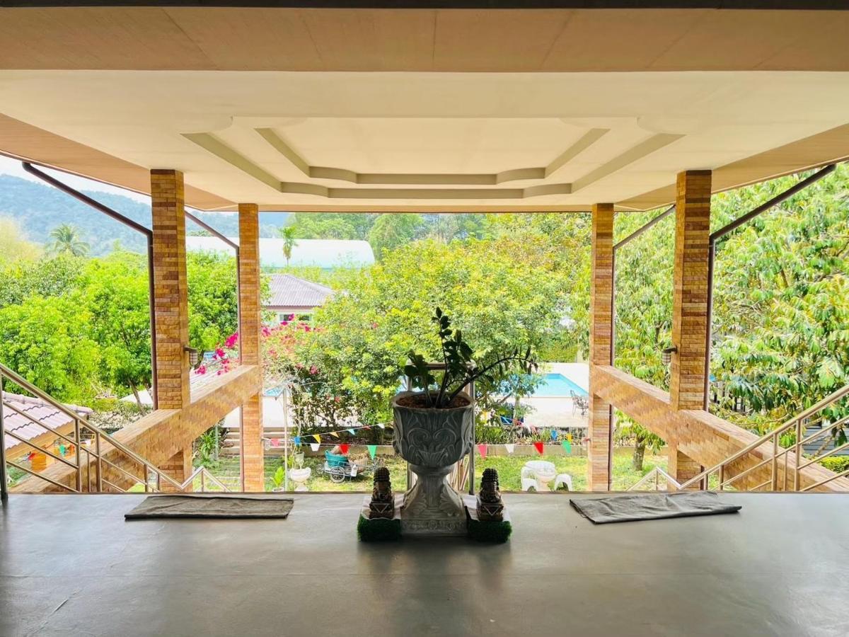 Baan Suan Khun Yaiy Otel Ban Wang Takhrai Dış mekan fotoğraf
