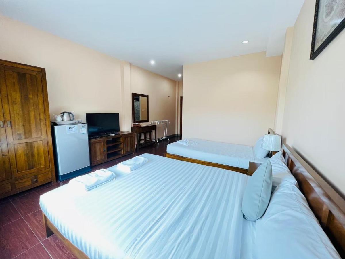 Baan Suan Khun Yaiy Otel Ban Wang Takhrai Dış mekan fotoğraf