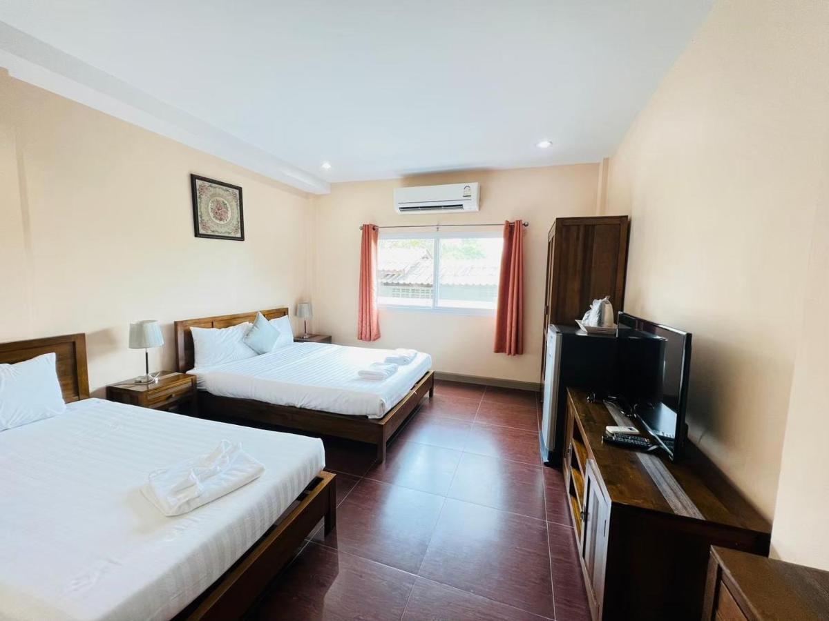 Baan Suan Khun Yaiy Otel Ban Wang Takhrai Dış mekan fotoğraf