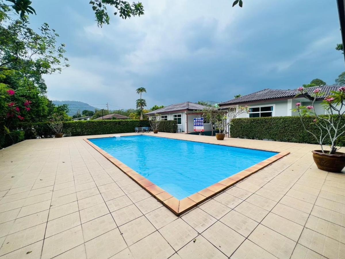 Baan Suan Khun Yaiy Otel Ban Wang Takhrai Dış mekan fotoğraf